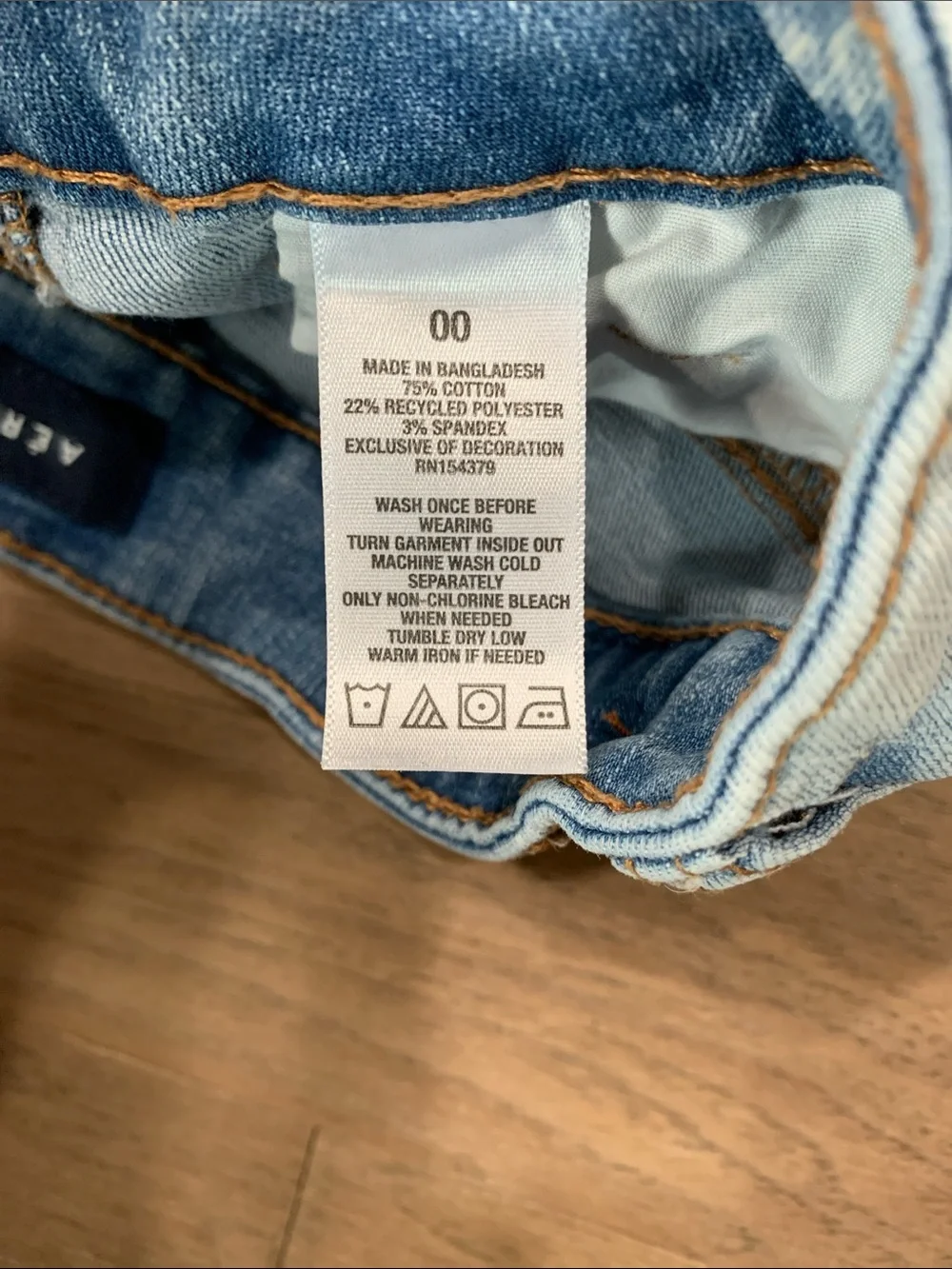 Aeropostale Light Blue Distressed Super High-Rise Midi Denim Shorts Size 00